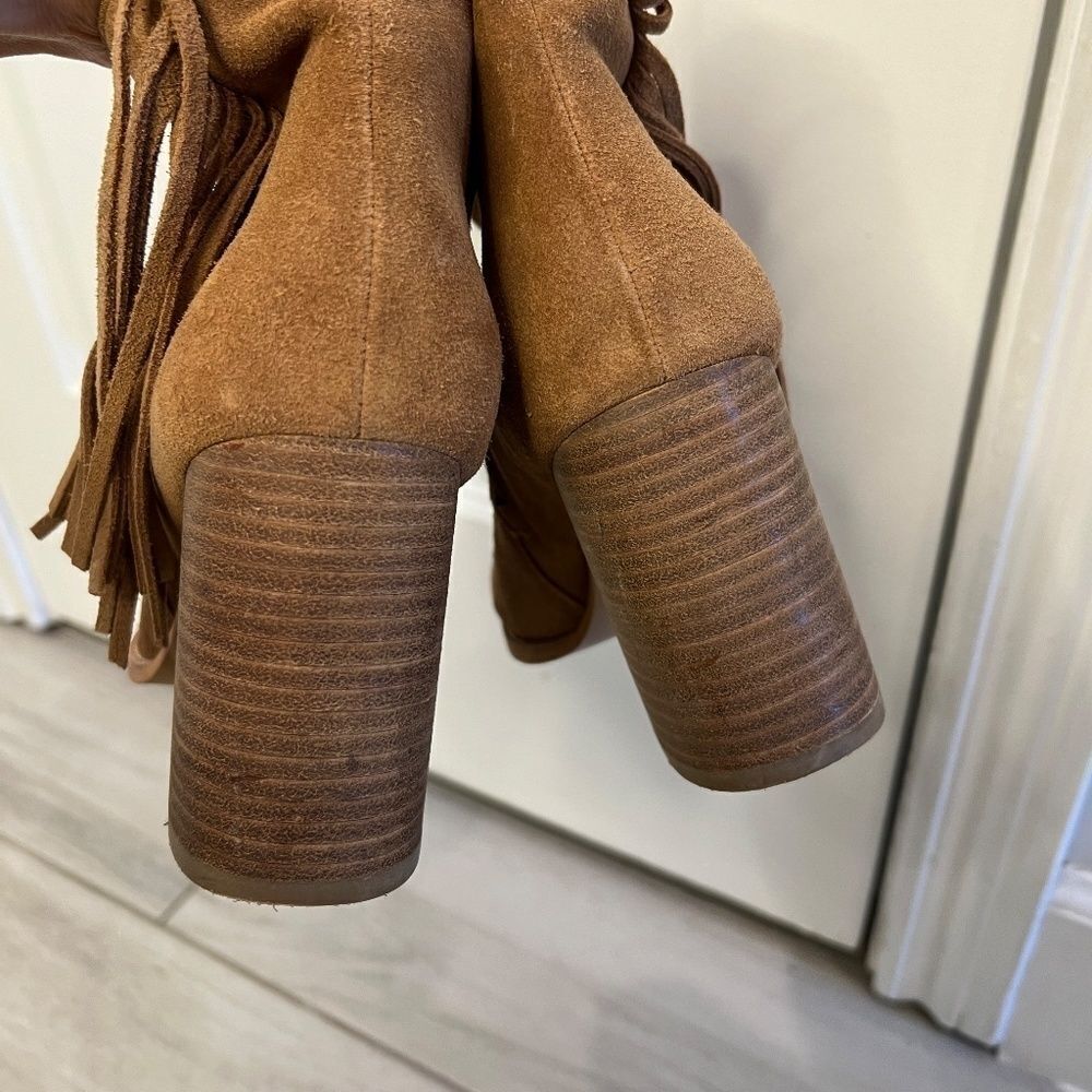 Arturo Chiang Reiden Fringe Ankle Boot, Brown Suede Size 8.5 - Picture 7 of 10
